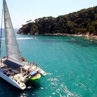 Una movida que crece en pandemia: alquiler de veleros y catamaranes