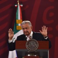 Las críticas por la contratación de médicos cubanos "no me van a desmoralizar": AMLO