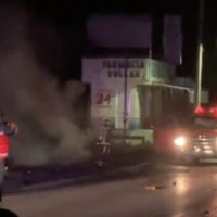 Con autos bomba liberan a reos en Tula, entre ellos al líder de Pueblos Unidos