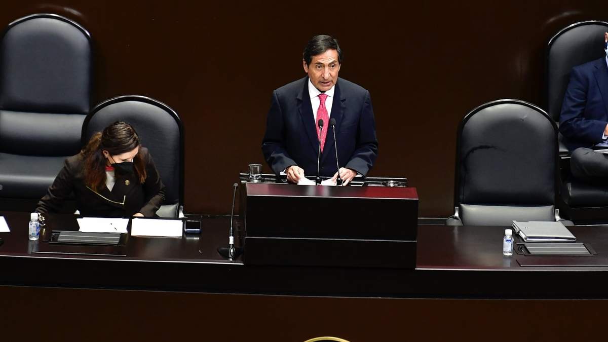 El secretario de Hacienda, Rogelio Ramírez de la O