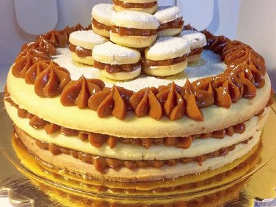 Un manjar de los dioses: hacé esta torta de alfajor de maicena que nunca falla y salvá el postre para el finde
