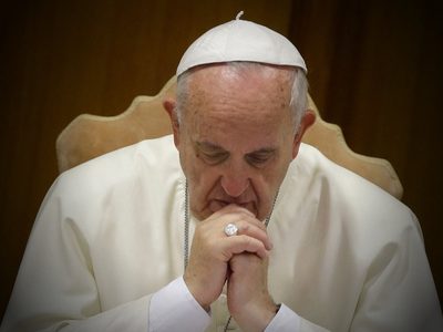 El papa Francisco recordó a las víctimas del Holocausto en Alemania