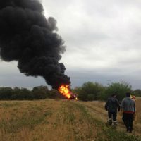 Se incendia camioneta durante fallida ordeña a ductos de Pemex en NL