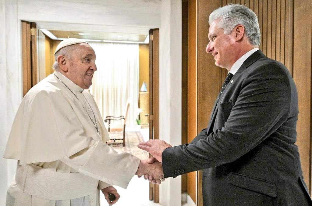 El líder del Vaticano y el mandatario cubano