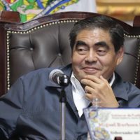 Tras "banderazo" de Barbosa a aspirantes para sucederlo, se desataron los destapes