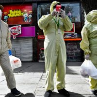 Bolivia podría pasar del coronavirus al "coronahambre", según Áñez