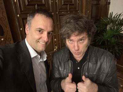Aumentos para todos... los funcionario del Gobierno nacional