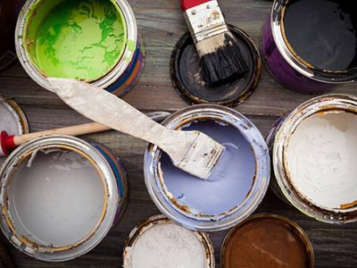 Con una lata de pintura y algunos palos de escoba, creá la maceta más trendy y chic para tus plantas