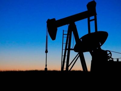 Suben los precios del petróleo luego de fuertes caídas