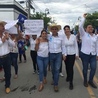 Desconocidos disparan contra la casa y camioneta de candidato en Morelos; lesionado, un asistente