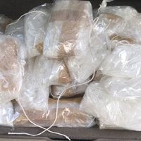 Por circular sin cinturón,  detienen a cuatro personas y les descubren 16 kilos de crystal en Sonora