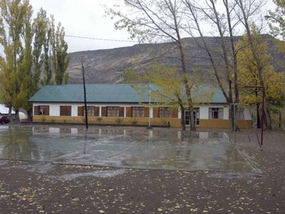 Alumnos de la Escuela 206 de Varvarco se intoxicaron con monóxido de carbono