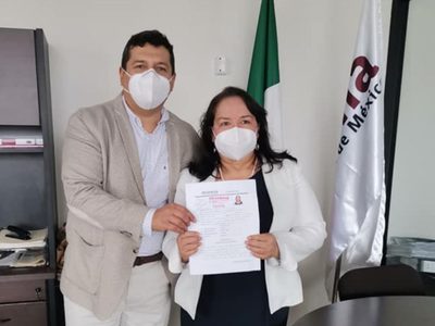Suplente de Lilly Téllez se registra para alcaldía de Hermosillo; "ella traicionó a Sonora", dice