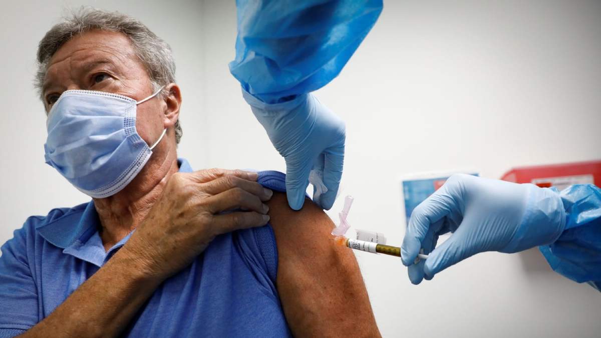Vacunación contra el coronavirus. Fuente: (Twitter)