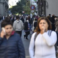 ¿Y la cuarentena? Vuelven las eternas filas en las calles