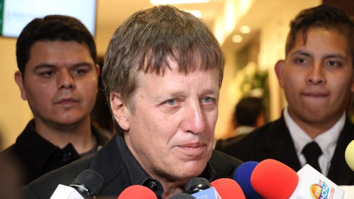 El novelista Xavier Velasco