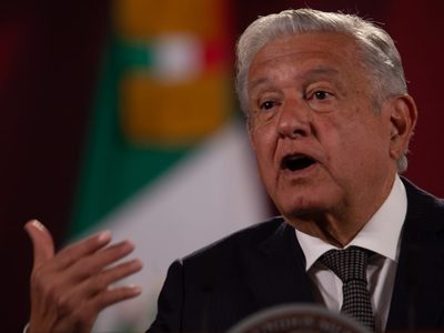 AMLO pide a Blinken informarse bien sobre asesinato de periodista y no actuar de forma injerencista