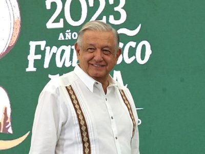 A MC lo tachan de traidor por no sumarse a la oposición contra nosotros: AMLO