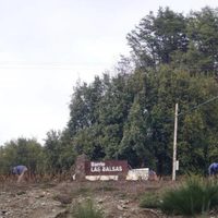 Vecinos del barrio Las Balsas en Villa La Angostura aseguran que está abandonado