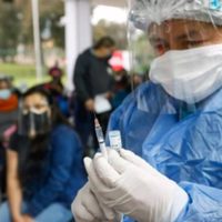 Perú inoculará desde este viernes una tercera dosis de refuerzo a todos los mayores de 18 años