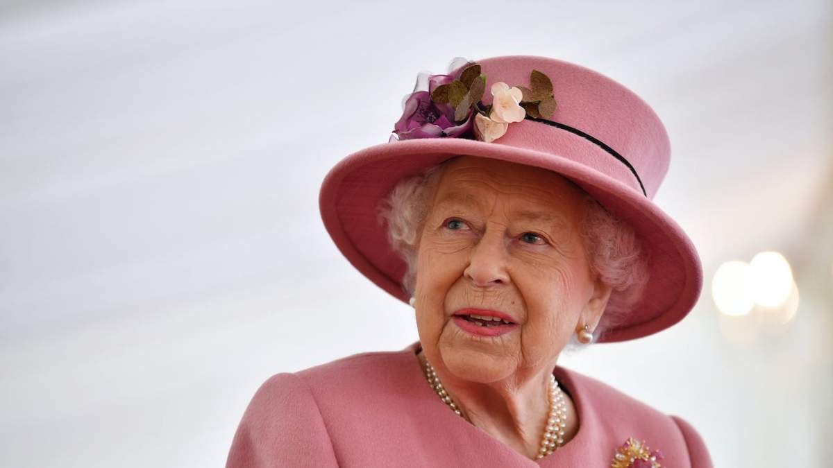 La reina Isabel II del Reino Unido. Fuente: (Twitter)