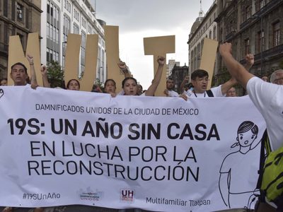 Damnificados del 19S denuncian caos en el Invi para la reconstrucción de sus edificios