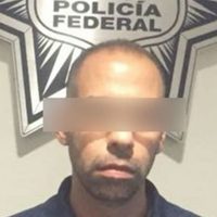 Presunto pederasta buscado en EU es detenido en el AICM