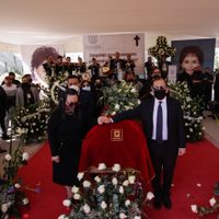 Seguidores despiden a Carmen Salinas con homenaje en el Jardín de la Madre