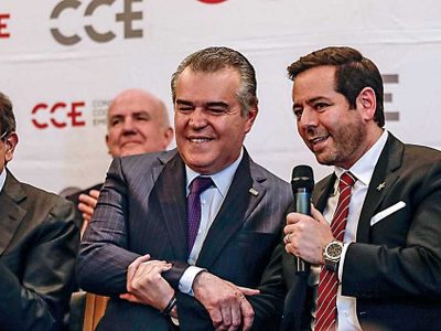 Entre detractores y el beneplácito presidencial, Francisco Cervantes repite al frente del CCE