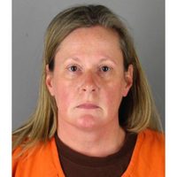 Mujer policía es arrestada por el homicidio del afroamericano Daunte Wright