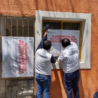 Clausuran clínica homeopática en Portales que vendía vacunas falsas contra el covid