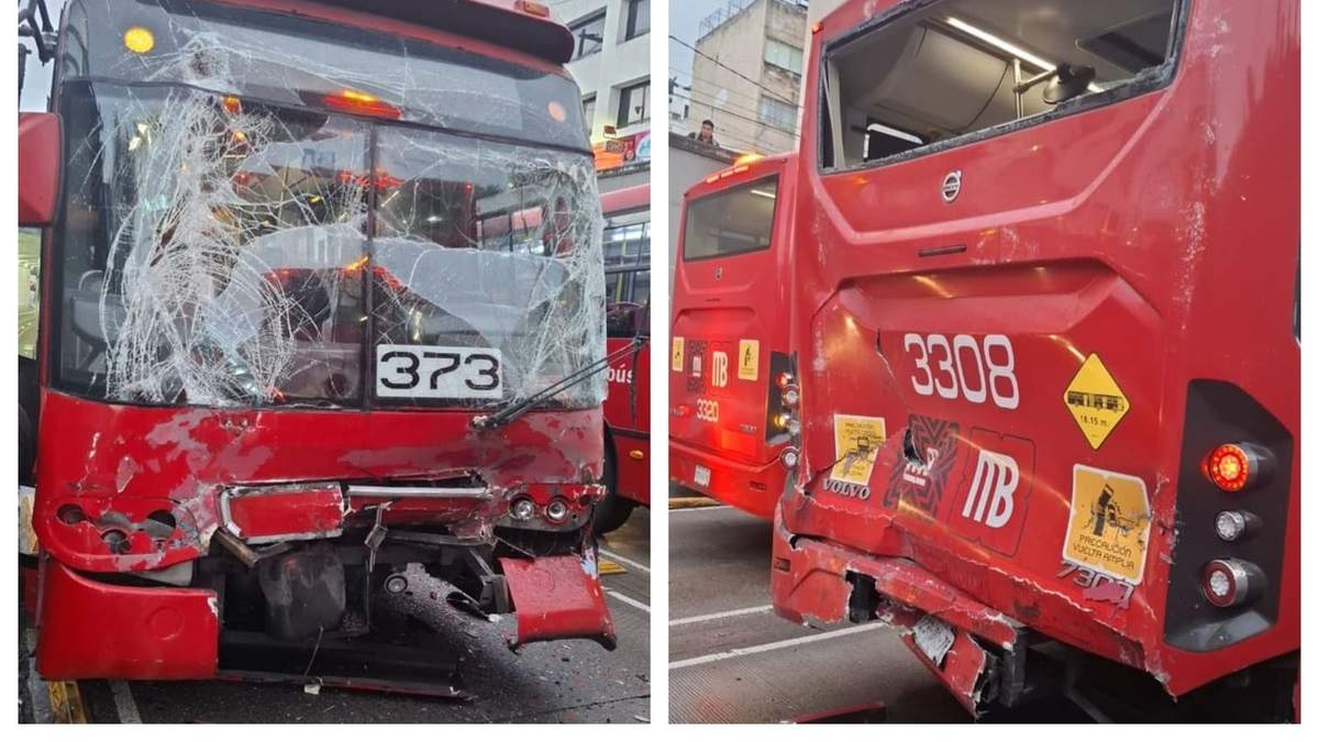 Las dos unidades del Metrobús que chocaron cerca de la estación Xola