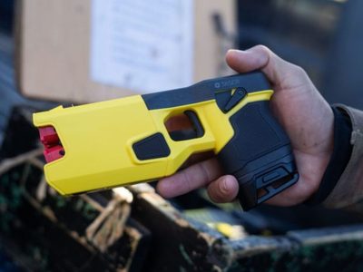 El Senado aprobó el uso de pistolas Taser