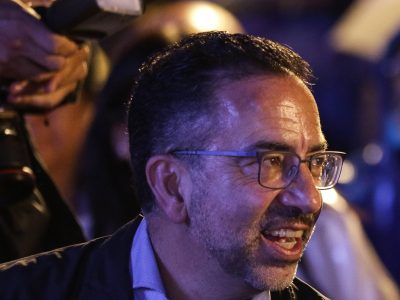 Javier Lozano llegó sin querer al lugar donde estaba Sheinbaum; le desea “mucho éxito”