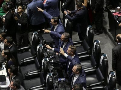 “Fuera, fuera”: discurso de Luisa Alcalde enciende a la oposición en el arranque del periodo ordinario