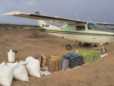 Obligan a aterrizar una avioneta con 120 kg de cocaína en Chiapas