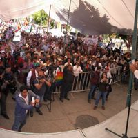 López Obrador reclama a medios por 'ocultar” errores de Meade