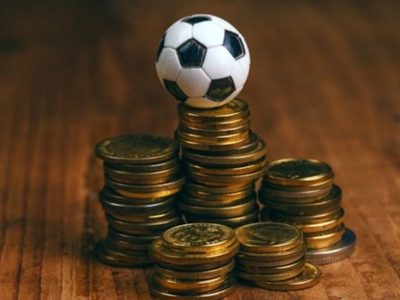 El presidente de un club del fútbol argentino está investigado por ganar dinero con apuestas contra su equipo