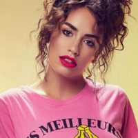 No le pasan los años: Lali Espósito emuló un momento de su infancia con este video