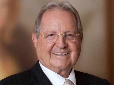 Murió Olegario Vázquez Raña, fundador de Grupo Empresarial Ángeles y Grupo Imagen
