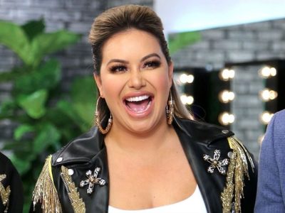 ¡Espléndida! Chiquis Rivera y una foto que evidencia su pérdida de peso... ¿o es Photoshop?