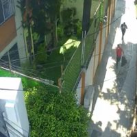 Roban casa en la Del Valle, hieren a guardia y son detenidos tras balacera