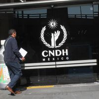 Trabajadores y extrabajadores de la CNDH denuncian desvío de recursos millonarios