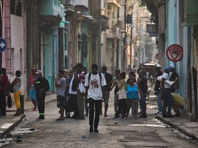 Colapsa la red eléctrica en Cuba mientras el país lucha contra la crisis energética