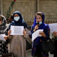El Gobierno de los talibanes emitió un decálogo sobre los derechos de las mujeres: qué dice