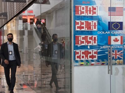 Cae sujeto ligado al robo de usuarios de centros cambiarios en el AICM