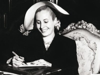 En honor a Eva Perón, Alberto Fernández y Cristina Kirchner revalorizaron su rol en la historia