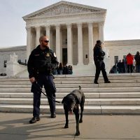 La Corte Suprema de EU da luz verde a restricciones migratorias impulsadas por Trump