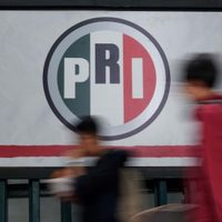Exlíderes del PRI impugnan convocatoria que permitiría la reelección de Alito