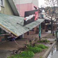 Con 2,24 de alcohol en sangre chocó y destrozó un kiosco: "Me mandé un cagadón", confesó